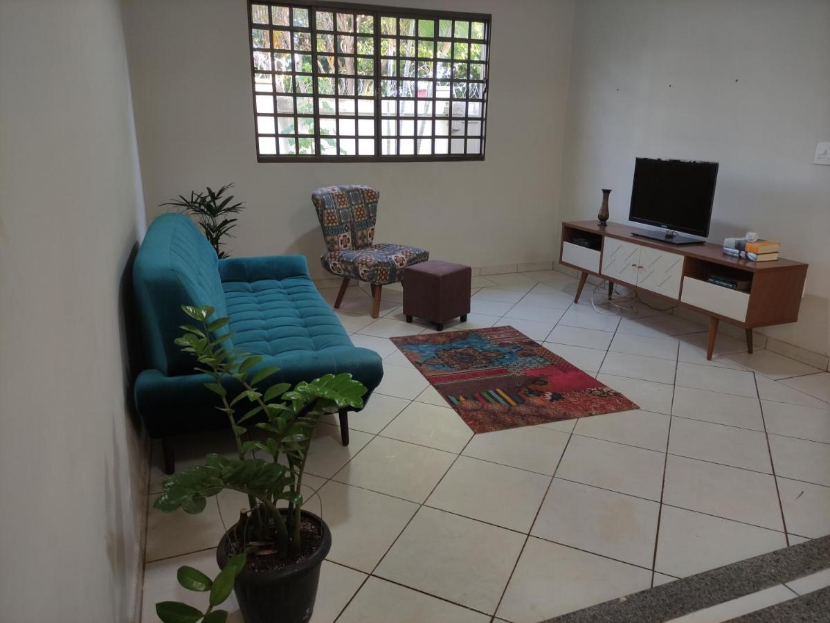 Casa Completa Com Piscina Em Bairro Nobre De Uberlandia Villa Exteriör bild